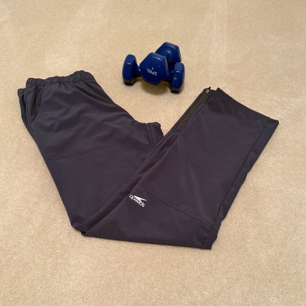 Comfortable, easy-care, Speedo dark blue work out pants - size medium